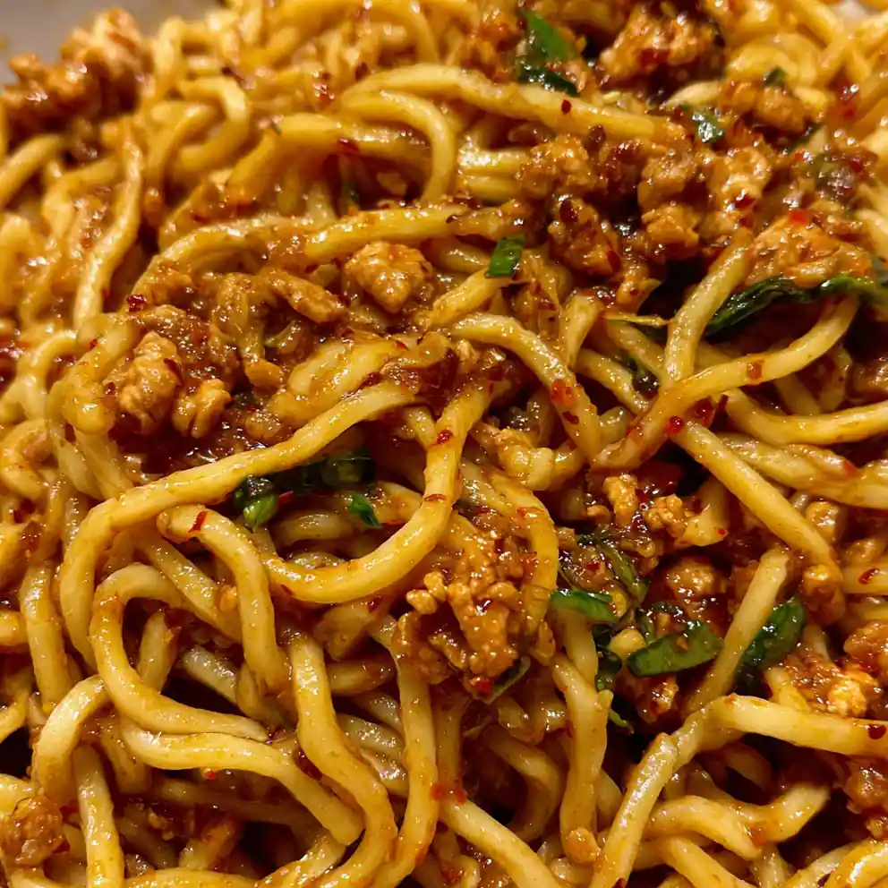 Dan Dan Noodles with Chili Oil and Chicken