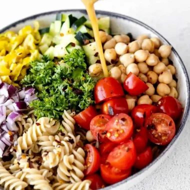 Mediterranean Chickpea Pasta Salad