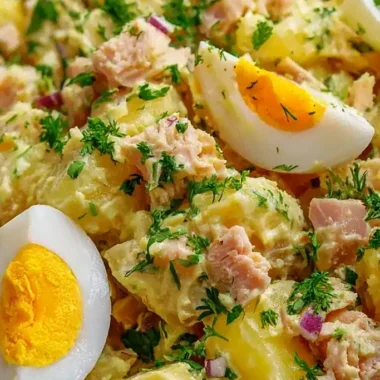 Salade de Pommes de Terre au Thon et aux Œufs