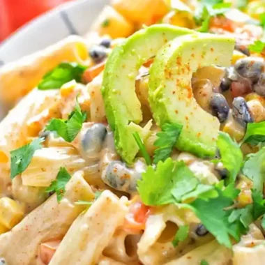 Zesty Southwest Pasta Salad with Creamy Garlic Dressing