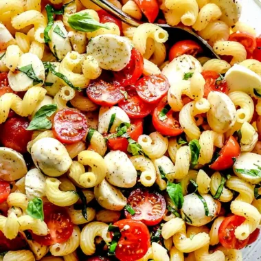 Easy Caprese Pasta Salad