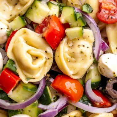 Garden Fresh Cheese Tortellini Salad