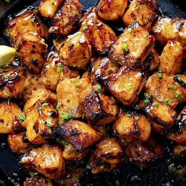 Air Fryer Bang Bang Salmon Bites