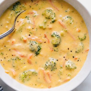 Creamy Cheddar Broccoli Soup