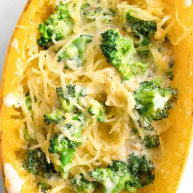 Cheesy Broccoli Spaghetti Squash
