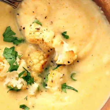 Velvety Cauliflower and White Bean Soup