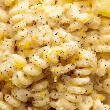 Creamy Lemon Garlic Pasta