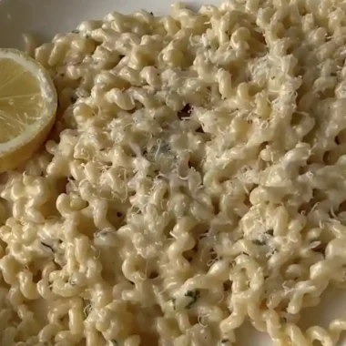 Creamy Lemon Garlic Pasta