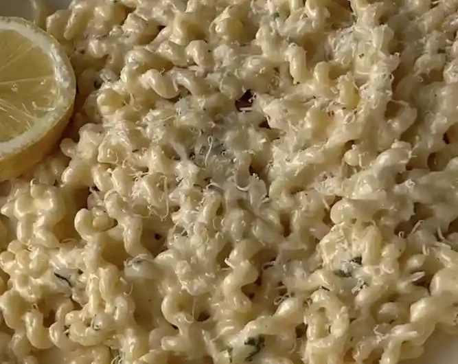 Creamy Lemon Garlic Pasta