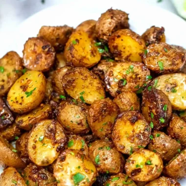Crispy Air Fryer Potatoes