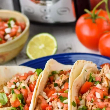 Easy Slow Cooker Shredded Chicken Tacos