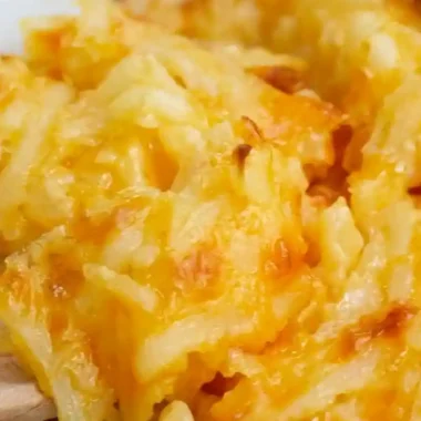 Creamy Cheddar Hashbrown Casserole