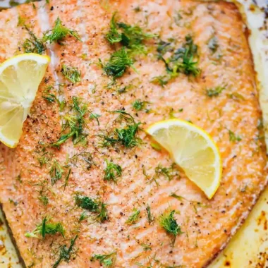 Garlic Dill and Lemon Sheet Pan Salmon