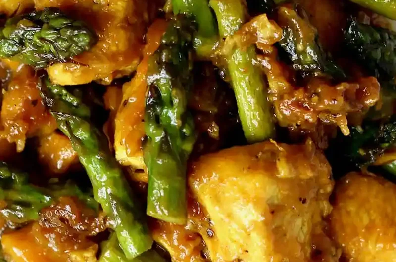 Turmeric Black Pepper Chicken with Asparagus