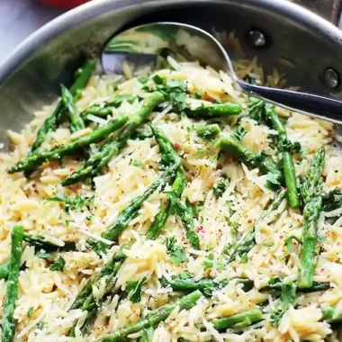 Garlic Butter Asparagus Orzo