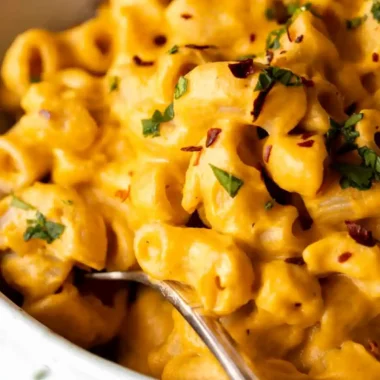 Creamy Plant-Based Macaroni and Cheese