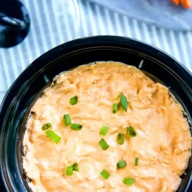 Healthy Buffalo Chicken Dip