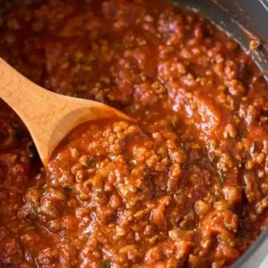 Easy One-Pot Homemade Meat Sauce