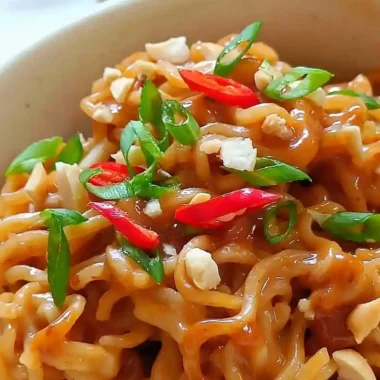 Easy Peanut Butter Ramen Noodles