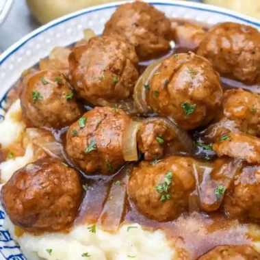 Slow Cooker Salisbury Steak Meatballs