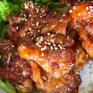 Savory Soy Garlic Glazed Chicken Thighs