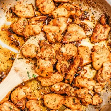 Tender and Juicy Garlic Butter Chicken Bites