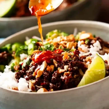 Thai-Style Sweet Chilli Beef Bowls