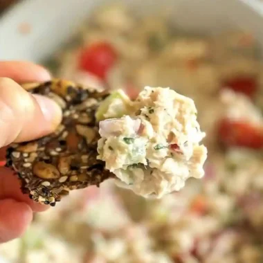 Healthy Mediterranean Tuna Salad with Greek Yogurt