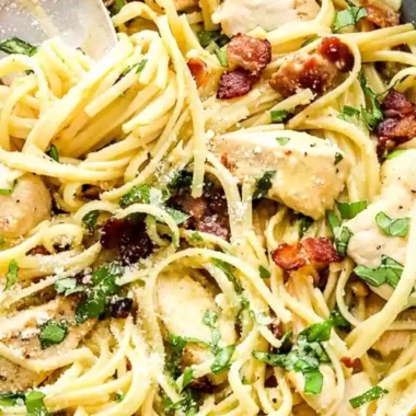 Creamy Chicken Carbonara with Beef Bacon