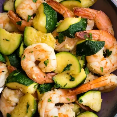 Easy Garlic Lemon Shrimp and Zucchini Sauté