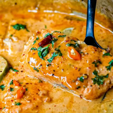 30-Minute Coconut Thai Salmon Curry