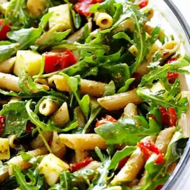 5-Ingredient Pesto Pasta Salad
