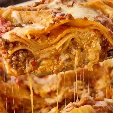 Simple 6-Ingredient No-Boil Lasagna