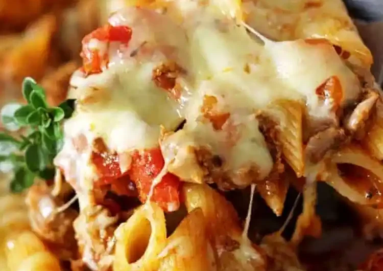 Cheesy One Pan Beef Pasta