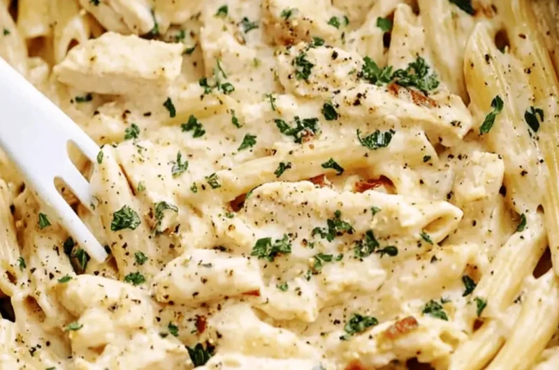 Slow Cooker Creamy Italian Chicken Pasta
