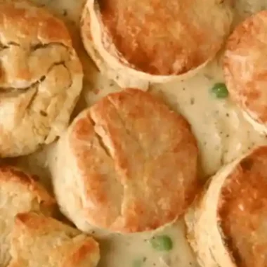 Slow Cooker Creamy Chicken Pot Pie with Biscuits