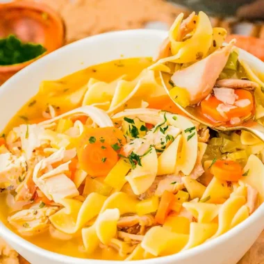 Easy 30-Minute Homemade Chicken Noodle Soup