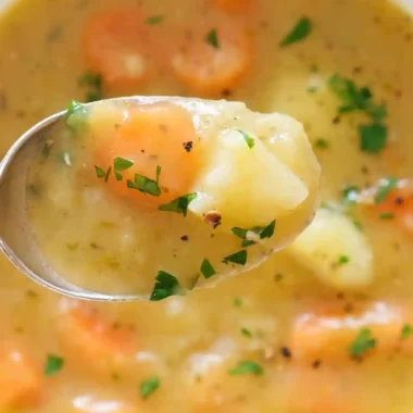 Creamy Carrot and Potato Vegetable Soup