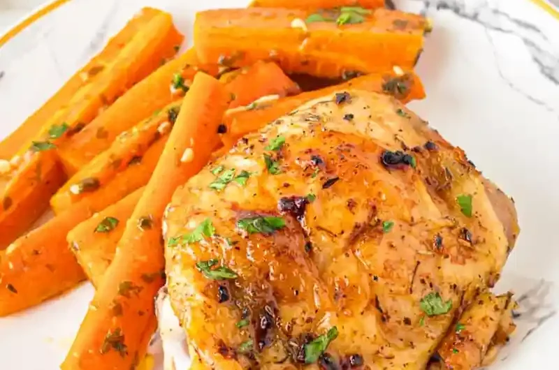 Savory Baked Garlic Chicken Thighs