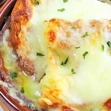 Easy Homemade French Onion Soup