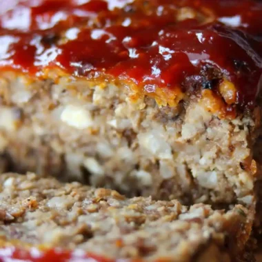 Juicy Turkey and Beef Meatloaf with Tangy Glaze