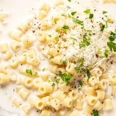 Creamy Garlic Parmesan Pasta Soup