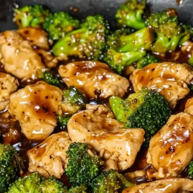 Delicious Chicken and Broccoli Stir-Fry in Just 35 Minutes