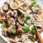 Linguine with Creamy Mushroom Sauce