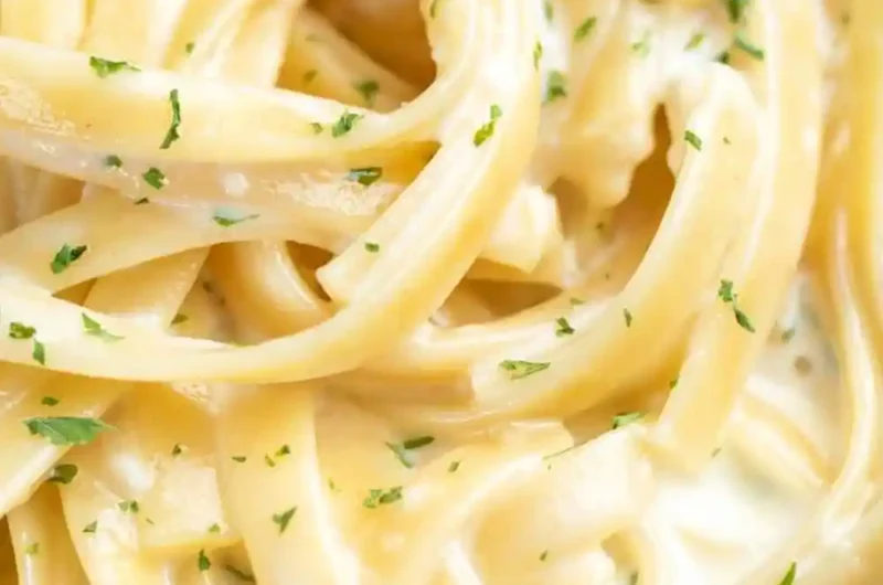 Creamy Homemade Alfredo Sauce