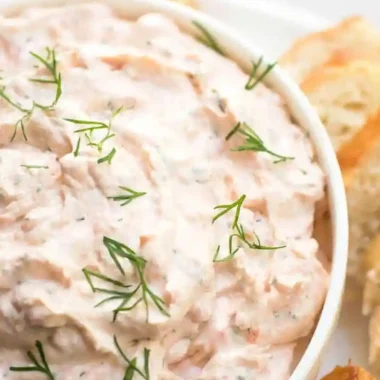 Creamy Smoked Salmon Dip