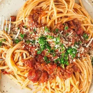 Slow-Cooked Spaghetti Bolognese