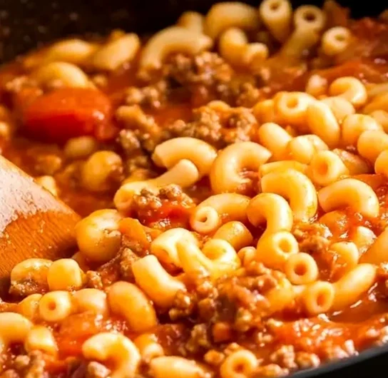 Hearty One-Pot Ground Beef Goulash