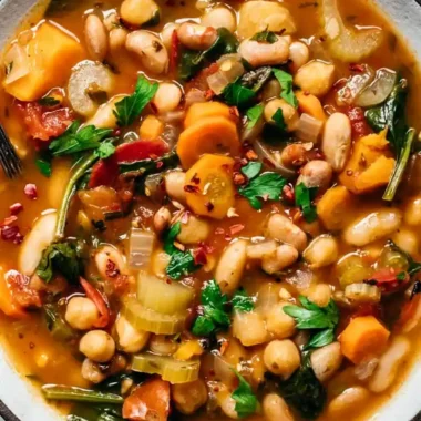 Hearty Three-Bean Vegetable Soup