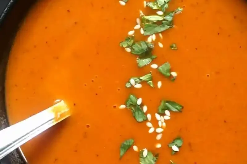 Vegan Roasted Carrot and Red Pepper Soup